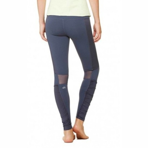 ALO Yoga Runway Ruched Paneled Performance Legging Pant in Ombré Blue - Picture 2 of 7